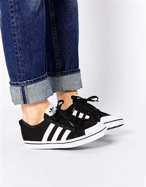 adidas originals honey stripes black & white sneakers